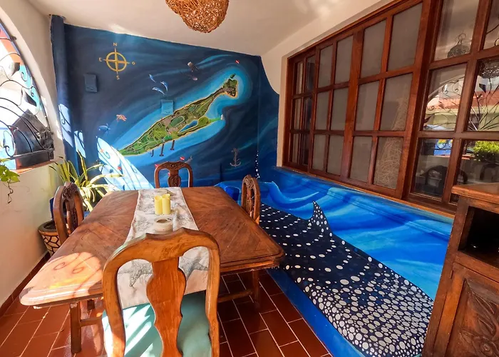 The Mermaid And The Pearl Boutique Hotel